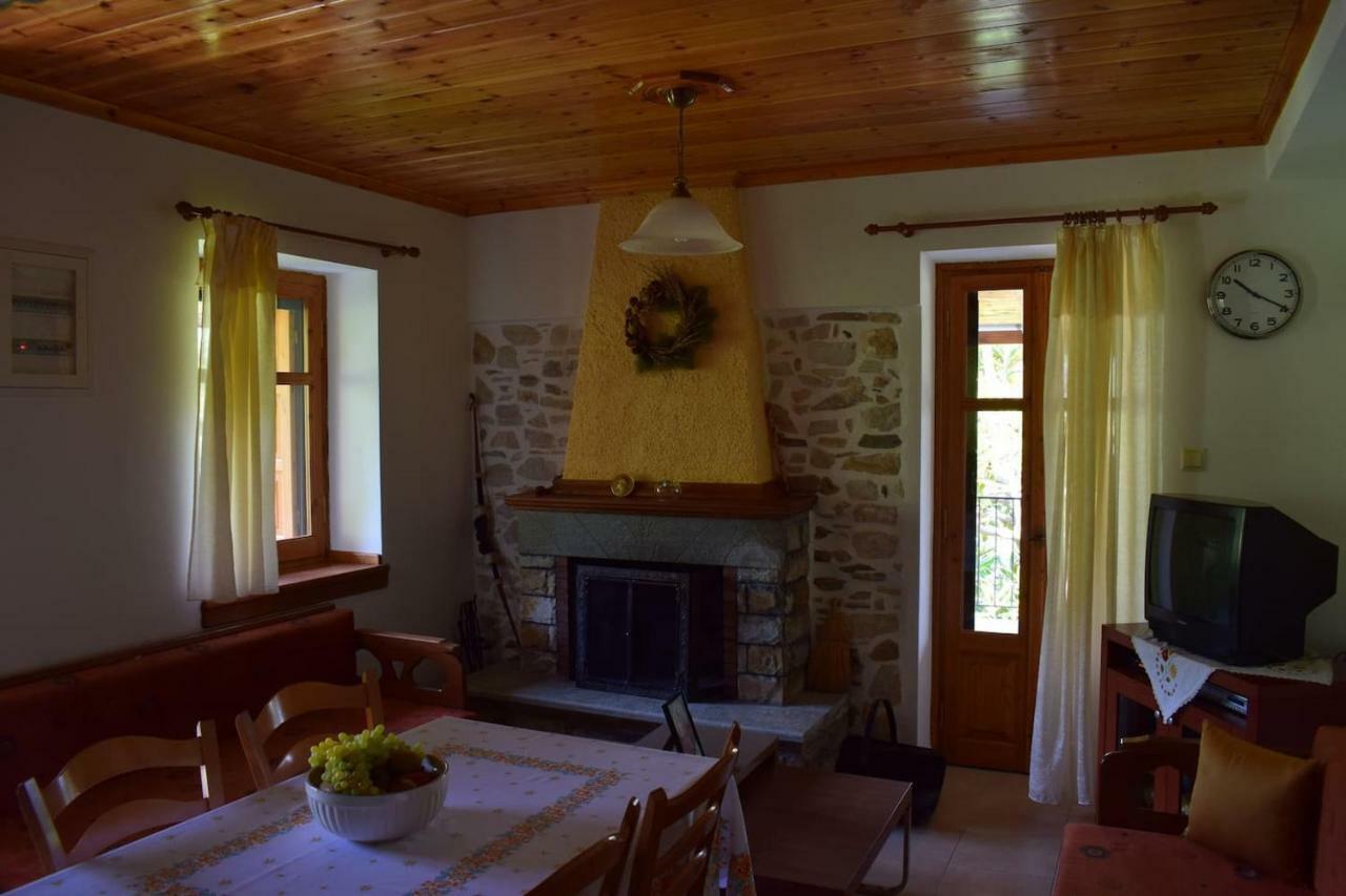 חורפטו Holiday Home Dionysis מראה חיצוני תמונה