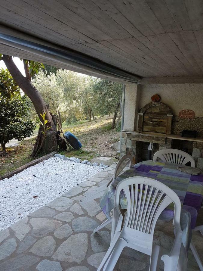 חורפטו Holiday Home Dionysis מראה חיצוני תמונה